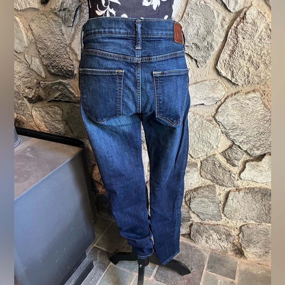 Abercrombie & Fitch Dark Wash Jeans 30x30 - Picture 4 of 5